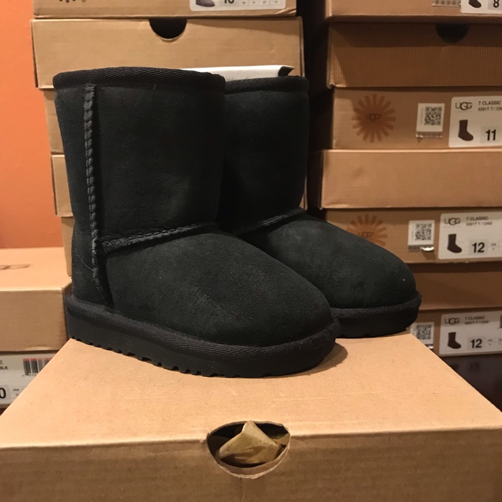 Toddler UGG Classic Short